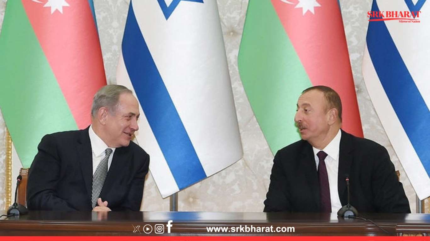 White Minimalist Economics Headline News Instagram Post Website 4