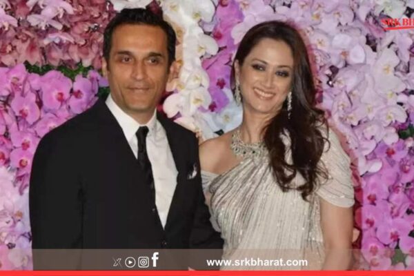 ‘Swades’ Star Gayatri Joshi and Billionaire Husband Vikas Oberoi Showcase ₹400 Crore Mumbai Sky Mansion Nothing 55 4
