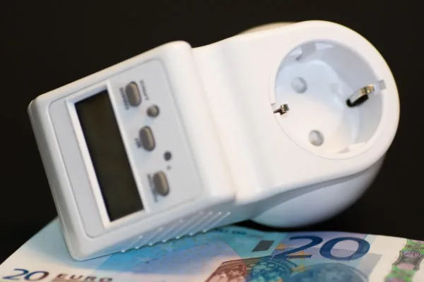 APSPDCL Launches Mandatory Prepaid Smart Metering for Government Services