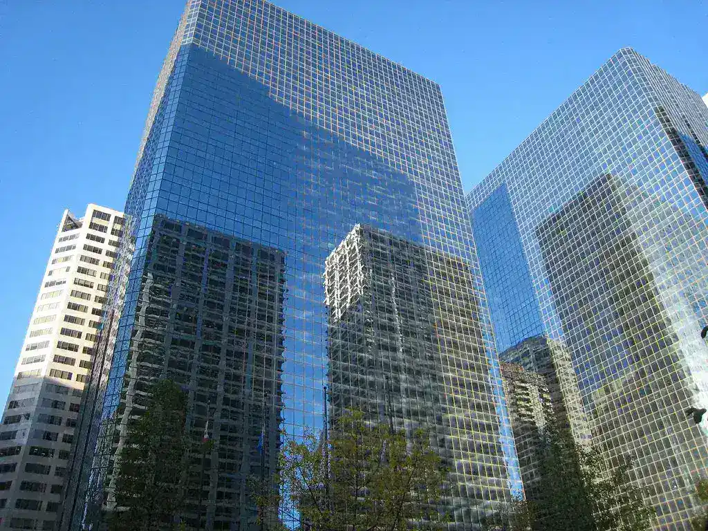 Alberta Referendum Plans Spark Concerns Over Private Investment Stability