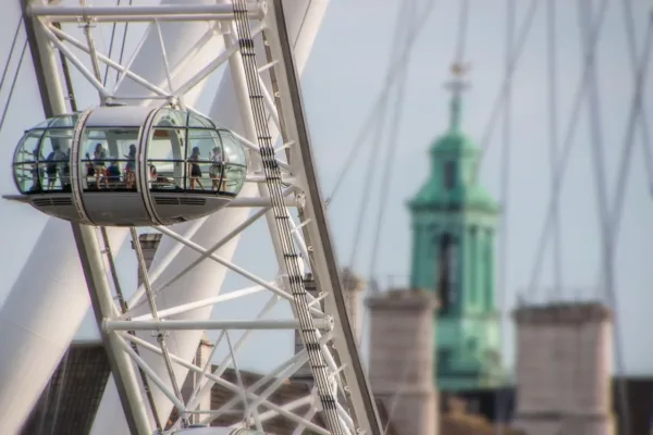Britain's Billionaire Wealth Hits Record High Equivalent to 22% of GDP