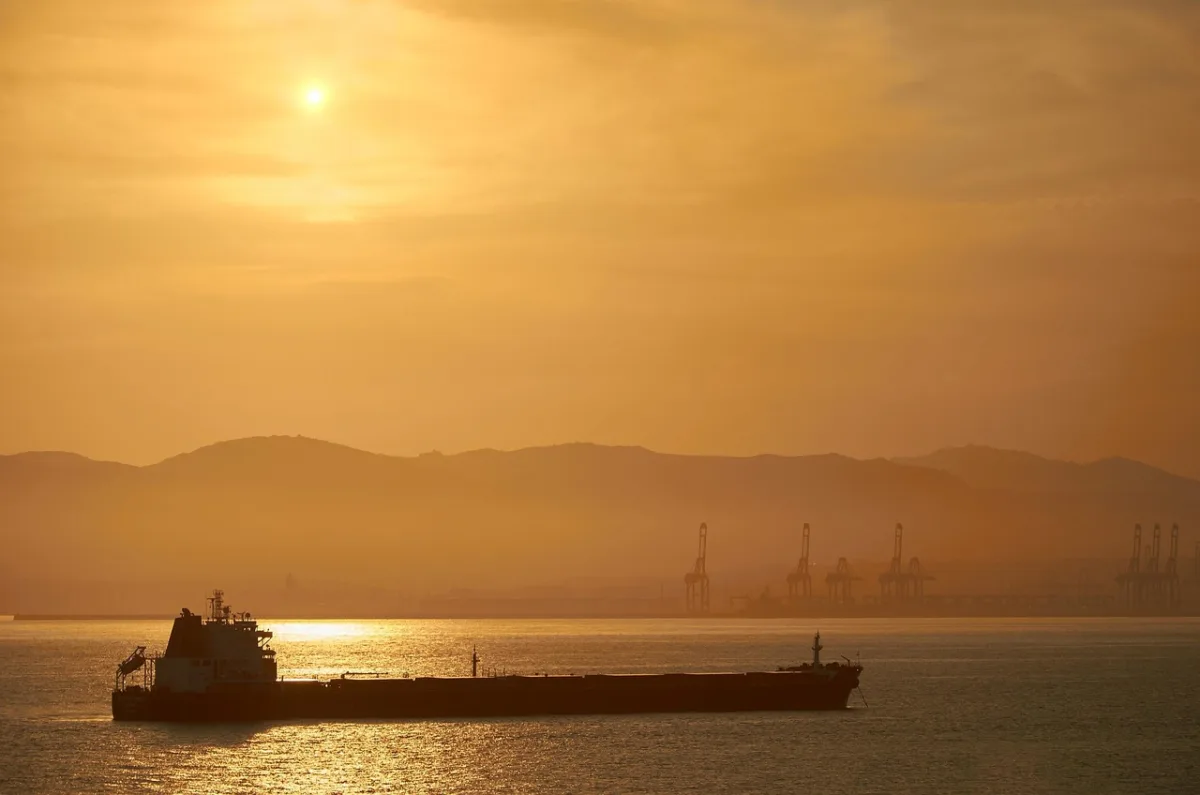California Energy Markets Face Uncertainty as Final Middle East Oil Shipment Arrives