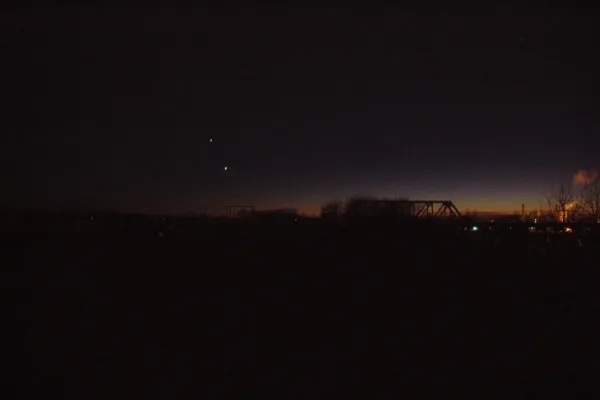 Celestial Alignment: Jupiter and Venus Grace the Evening Sky