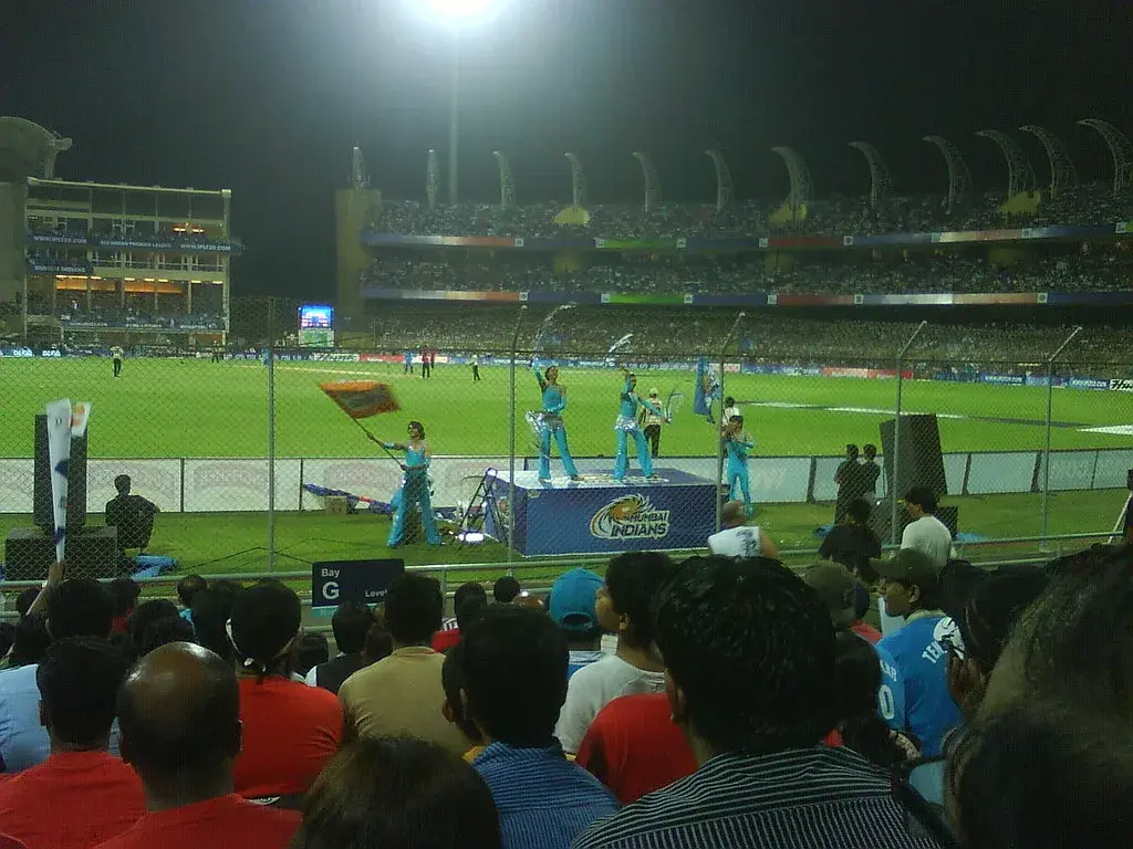 Delhi Capitals Face Rajasthan Royals in Pivotal IPL Clash at Arun Jaitley Stadium