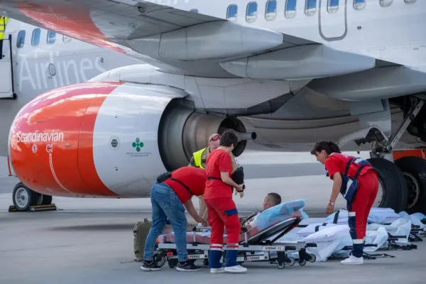 Final Evacuation Flights Conclude Hantavirus Ship Quarantine in Netherlands