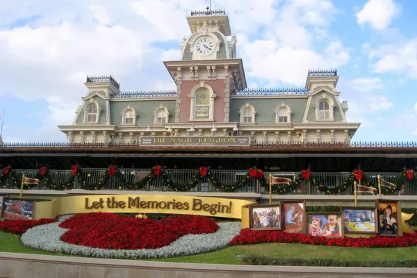 Florida Governor Escalates Conflict with Disney Through Theme Park Proposal