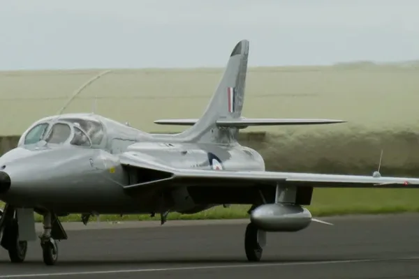 Four Navy Pilots Survive Mid-Air Collision Over Idaho