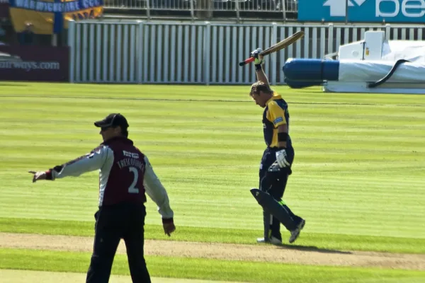 Gill and Rashid Lead Titans to Dominant IPL 2026 Victory Over Royals