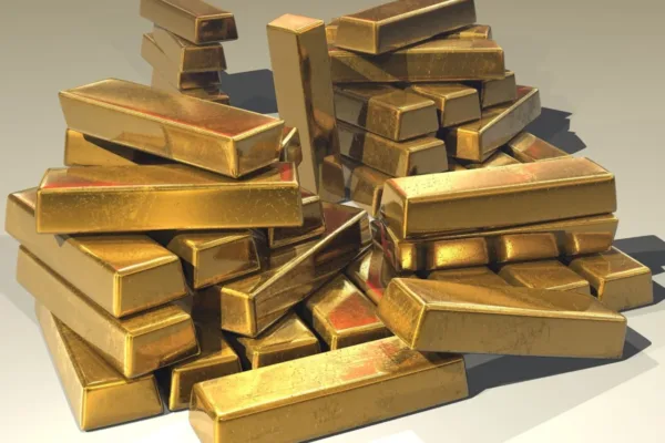 Gold Loan Surge Drives Record Growth for Muthoot Finance in FY26