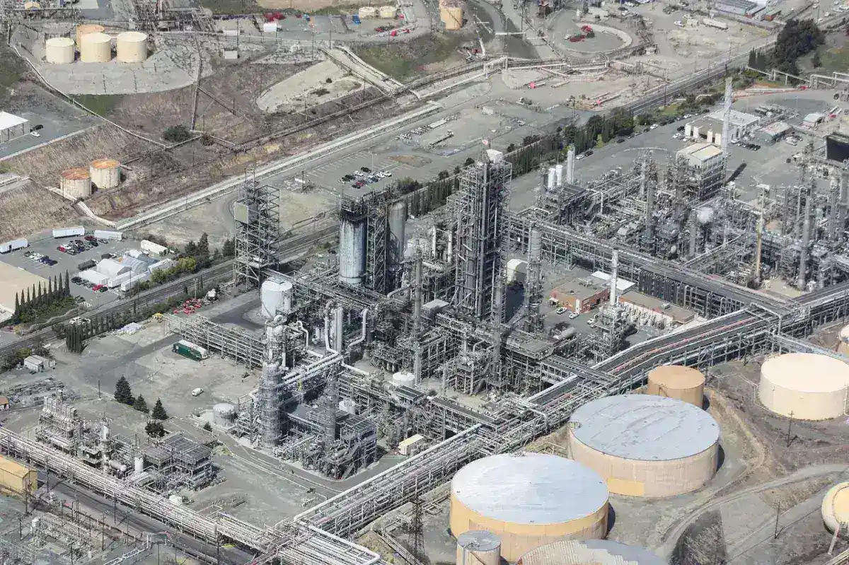 India Orchestrates Strategic Refinery Maintenance Schedule to Secure Fuel Supply