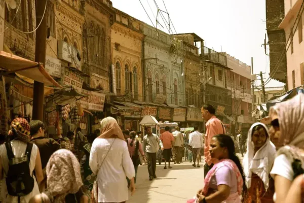India's Blistering 'Nautapa' Period Triggers Red Alerts as Extreme Heat Strains the Power Grid