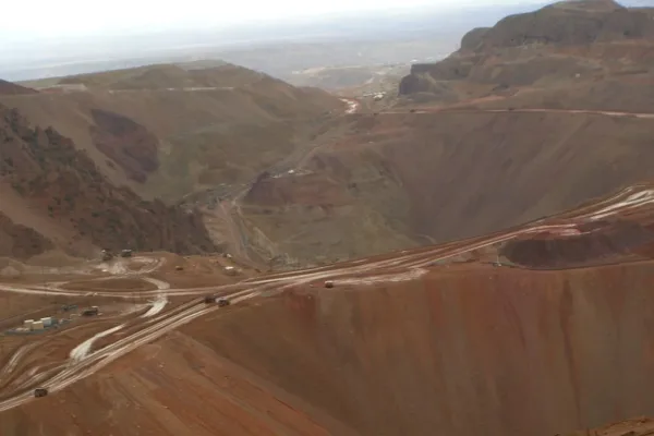 Indonesia Postpones Mineral Royalty Hikes Amid Global Market Volatility