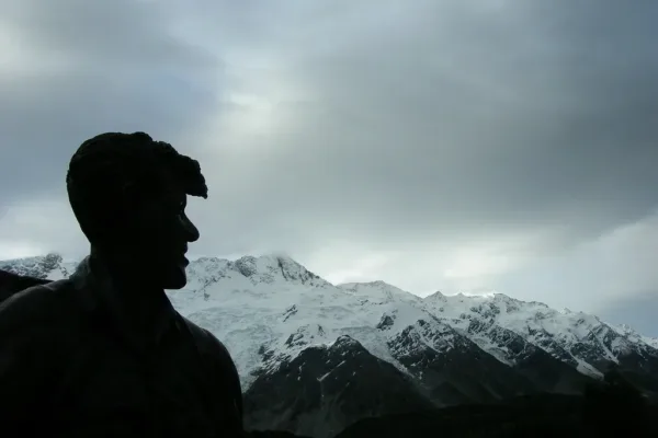 Kenton Cool Sets New Milestone with 20th Everest Ascent