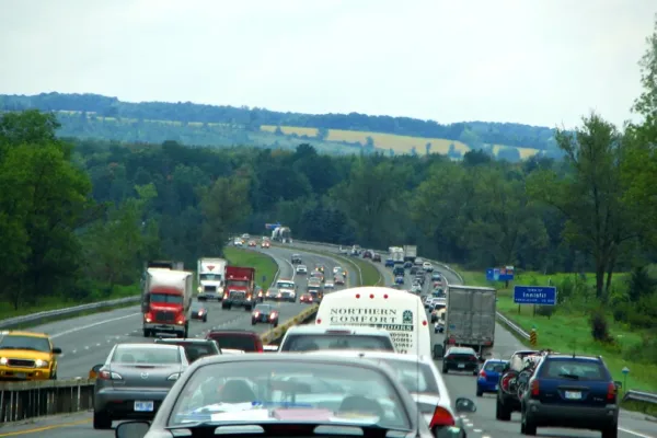 Memorial Day Travel Surge Expected Despite Economic Headwinds