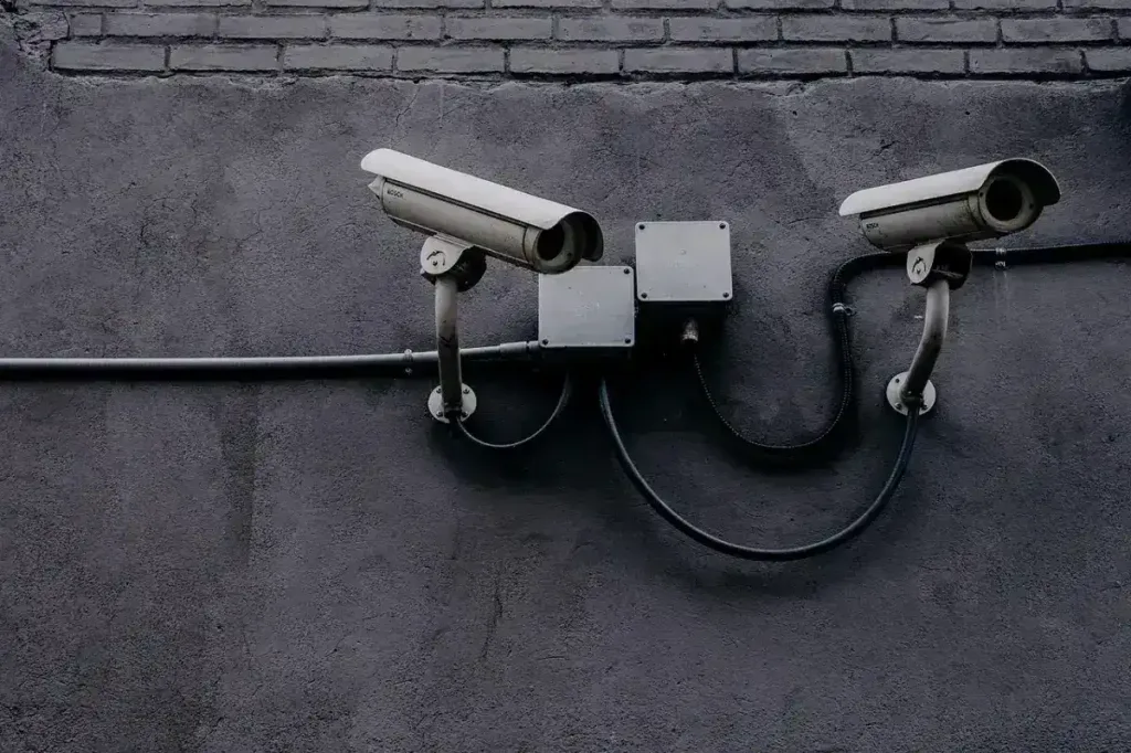 Metadata Retention Bill Sparks Privacy Debate Amidst Official Assurances