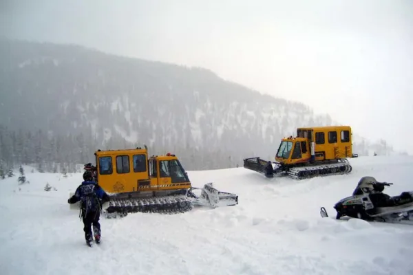 Newly Released Footage Reveals Scale of Jeremy Renner Snowplow Rescue