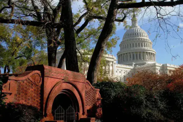 Senate Democrats Scrutinize Supreme Court Ethics Amid Growing Disclosure Controversies