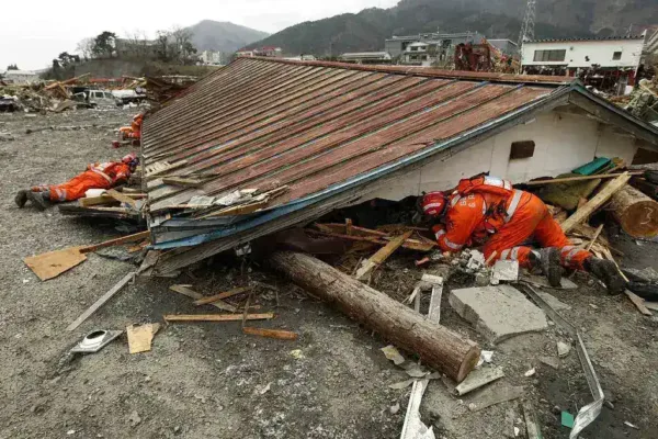 Southwest China Earthquake Triggers Mass Evacuation and Structural Failures