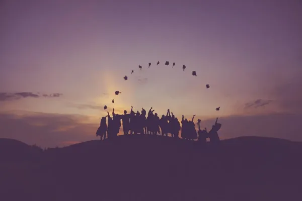 Student Commencement Boos Signal Growing Resistance to AI Integration