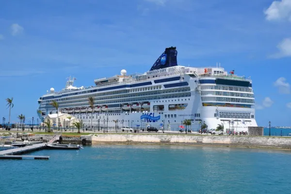 Suspected Hantavirus Outbreak Strikes Cruise Ship off African Coast