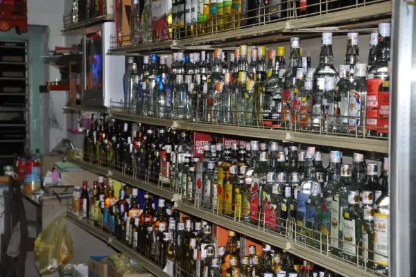 Tamil Nadu Chief Minister Vijay Orders Closure of 717 TASMAC Liquor Outlets