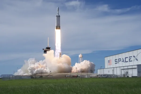 The Billionaire’s Sky-High Ego Trip: Falcon Heavy and the Quest for Infinite Scrolling