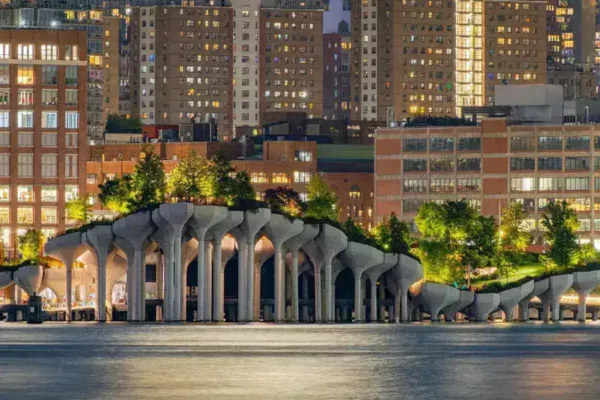 The Great Saunter: Manhattan's 32-Mile Walking Phenomenon
