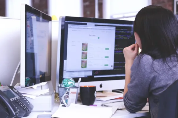 The Rise of Generative AI in Corporate Operations: Efficiency Meets Uncertainty