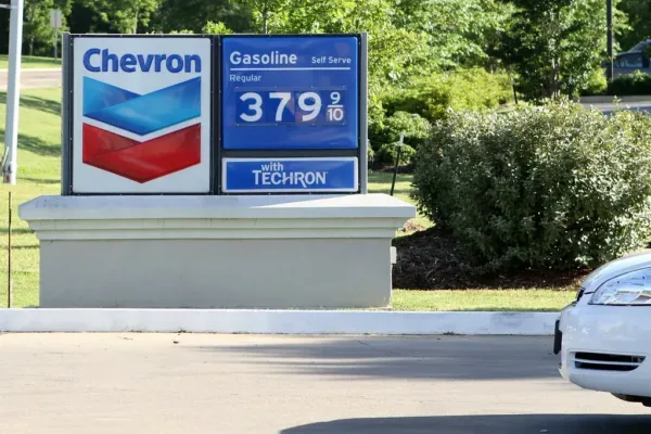 Trump Proposes Federal Gas Tax Suspension Amid Rising Energy Costs