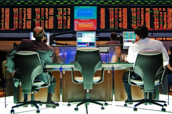 Trump Stock Trading Revelations Spark Ethics Concerns and Calls for Transparency