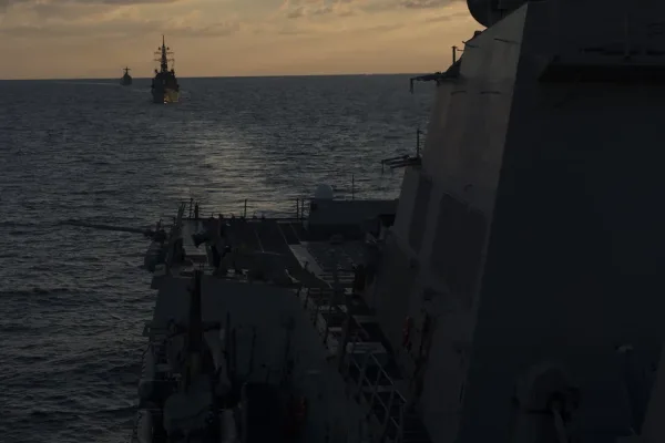 US Military Disables Cargo Ship in Gulf of Oman After Failed Warnings