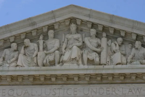 With Big Decisions Ahead, the Supreme Court Collides With a Testy Trump