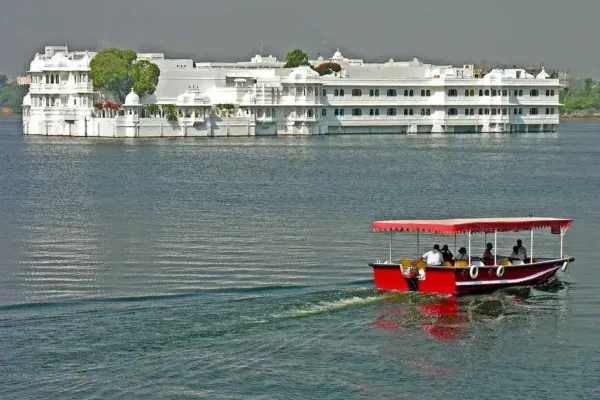 Film Production Faces Local Backlash in Haridwar Over Set Signage