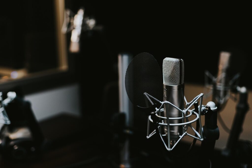 Financial Literacy Podcast 'Money Moves' Launches Nationwide June 30