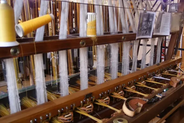 India Expands Textile Manufacturing Capacity with 22 New PLI Approvals