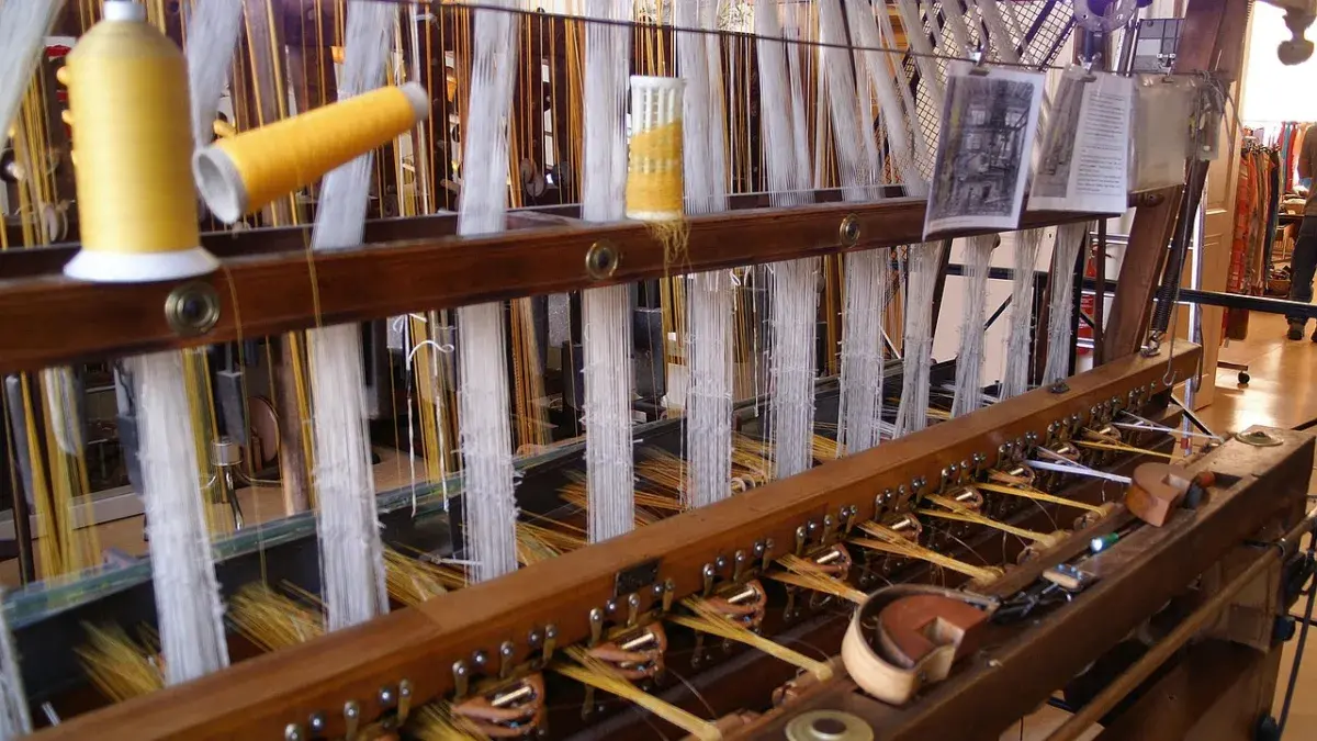 India Expands Textile Manufacturing Capacity with 22 New PLI Approvals
