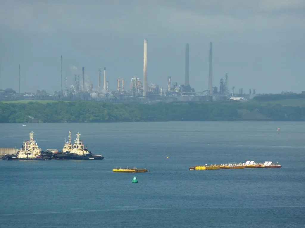 Russian Oil Dominance in India Surges as Import Premiums Skyrocket