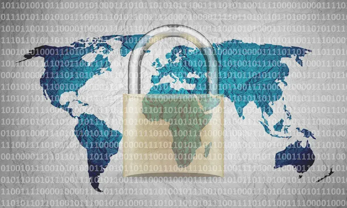 Signal and Tech Firms Consider Canadian Market Exit Over Surveillance Concerns