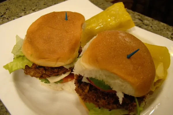 White Castle Expands Menu with Permanent Plant-Based Offering