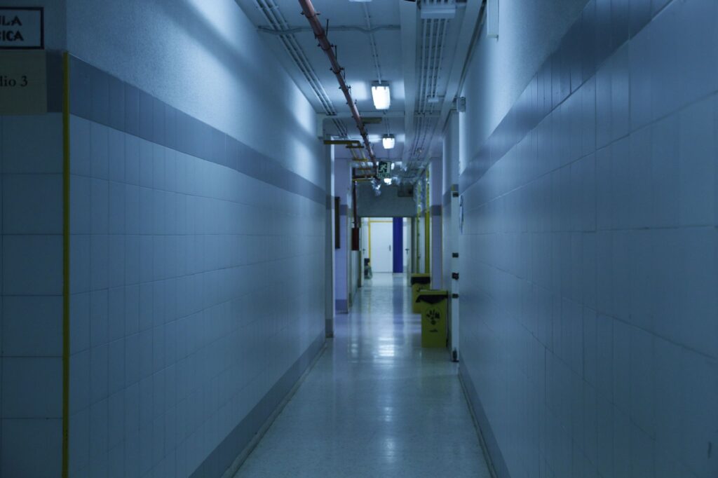 Arizona Investigation Examines Hospital Error After Toddler Found Alive in Morgue