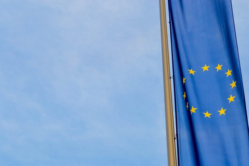 EU Hits Google With $1 Billion Antitrust Fine Over Play Store and Search Monopoly