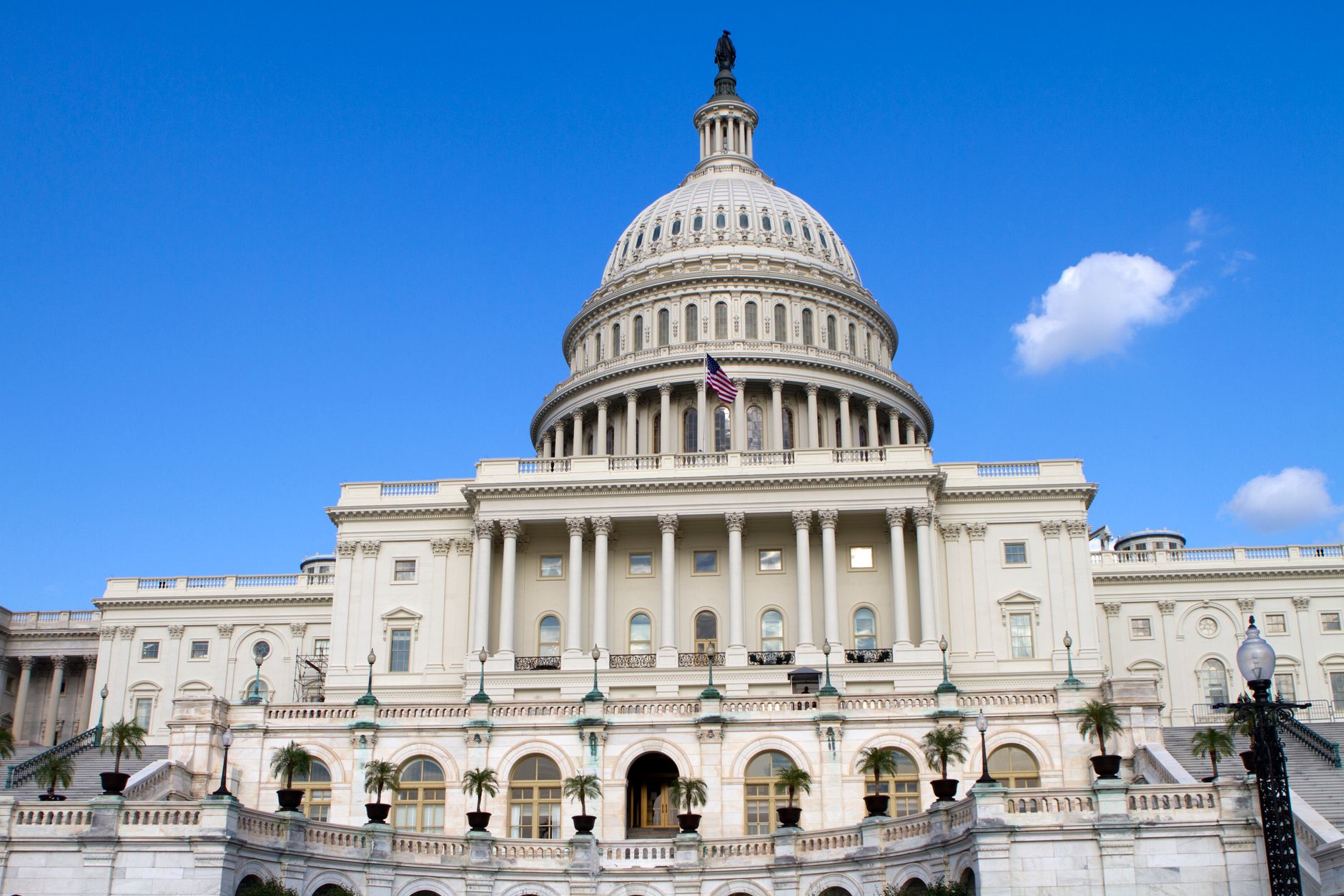 House GOP Legislative Strategy Stalls as Internal Divisions Mount