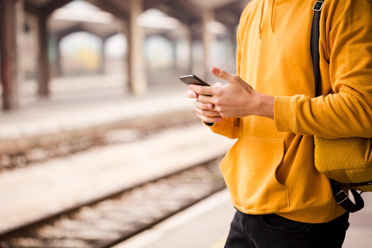 IRCTC Upgrades AskDisha 2.0: AI Chatbot Now Books Train Tickets and Processes Refunds via Voice Commands