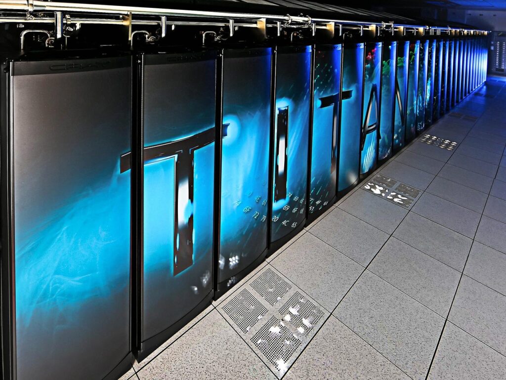 Meta Pivots Toward Cloud Infrastructure to Challenge Tech Giants
