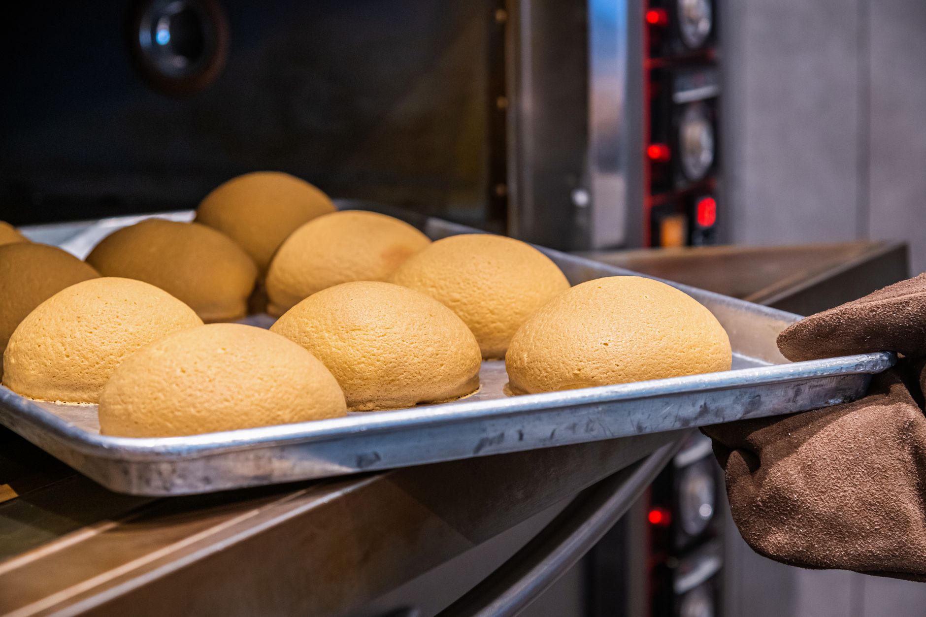Pillsbury Commercial Roll Recall: Nearly 736,000 Dough Units Recalled Over Glass Contamination Concerns