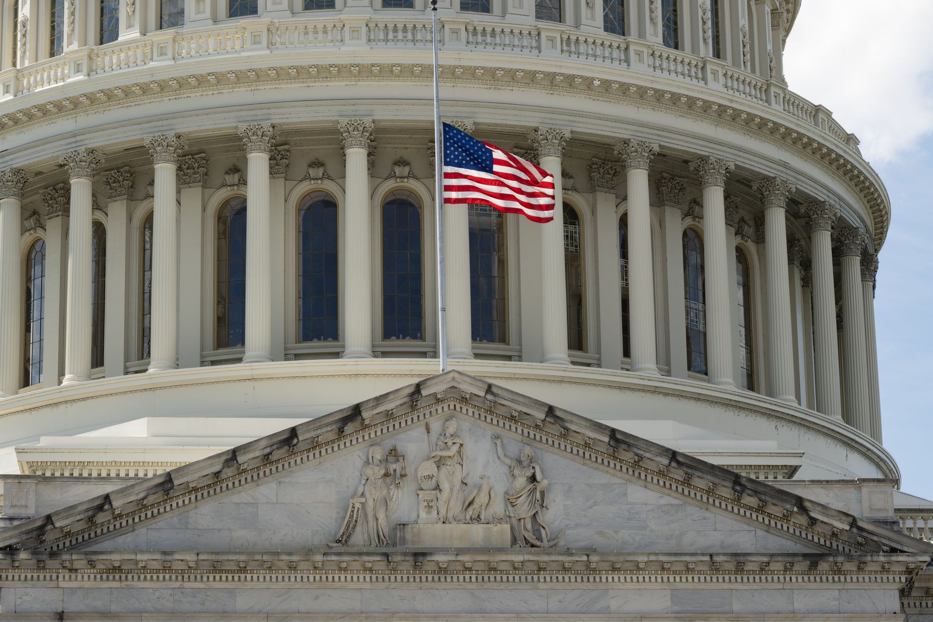 Scramble Begins in South Carolina to Replace Late Senator Lindsey Graham