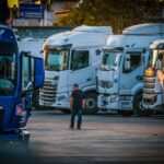 Trump Proposes Restricting Immigrant Trucking Licenses to Favor Military Veterans