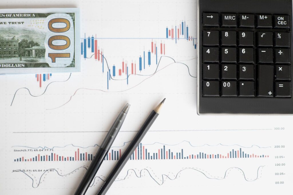 Centre's Fiscal Outlook Faces Geopolitical and Revenue Risks