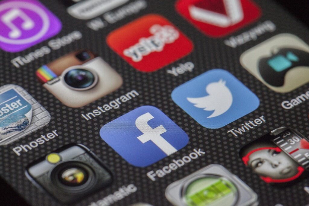 Families Sue Major Tech Giants Over Teen Suicides Linked to Social Media