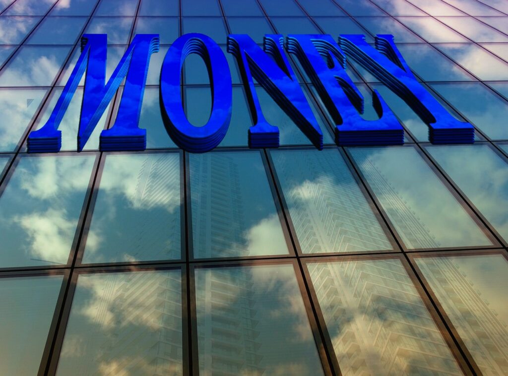 Government to Sell Up to 6.5% Stake in LIC at ₹382 per Share to Boost Disinvestment Revenue